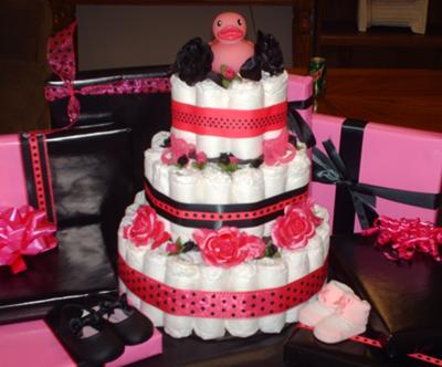 	Unitys Pink and Black Diaper cake